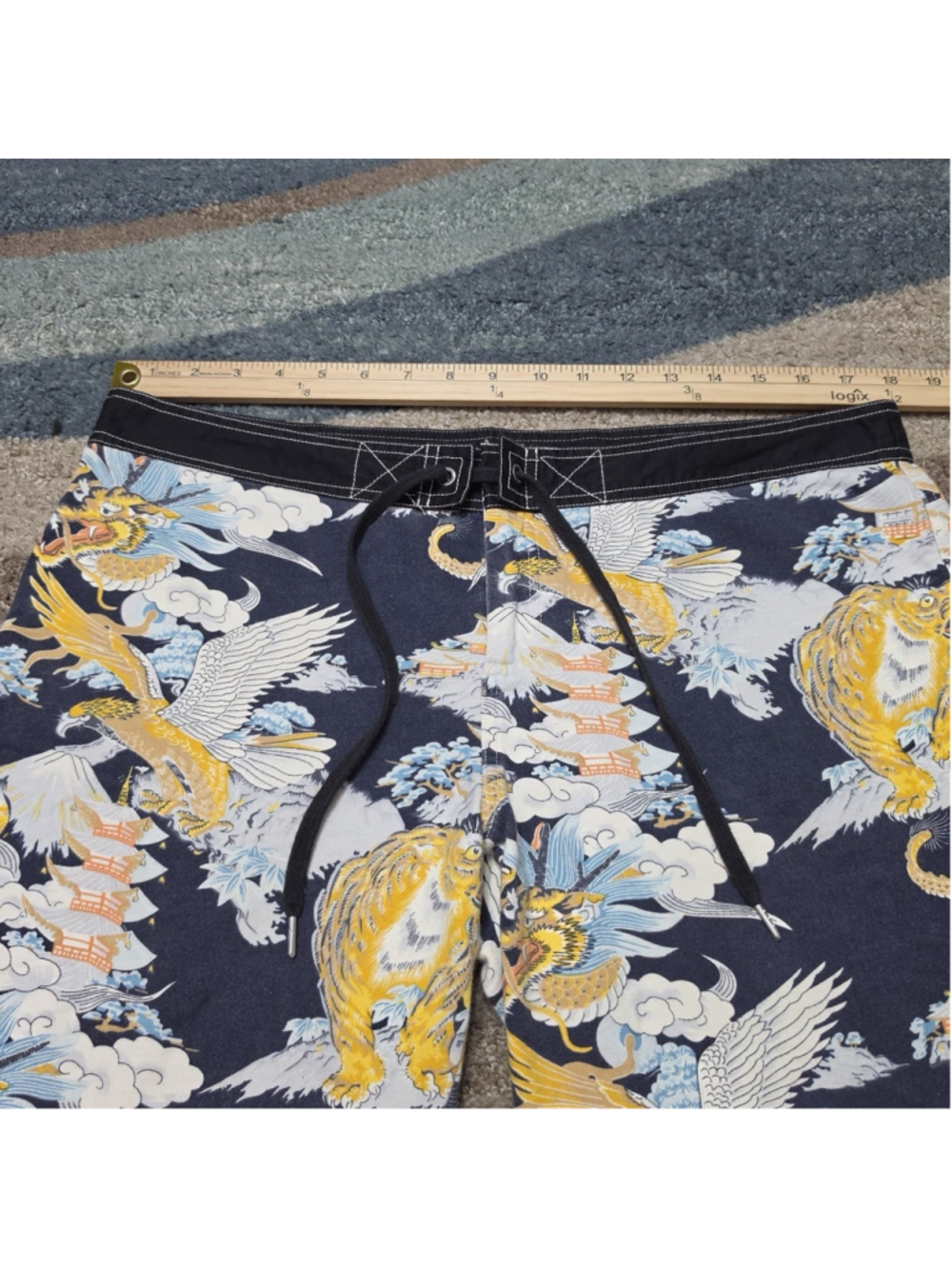 Lucky Brand Swim Trunks Mens M Y2K Dragon Tiger Japan Print Board Shorts Vintage - Picture 6 of 8